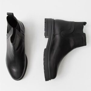 STEVE MADDEN Moira Lug Sole Leather Boots